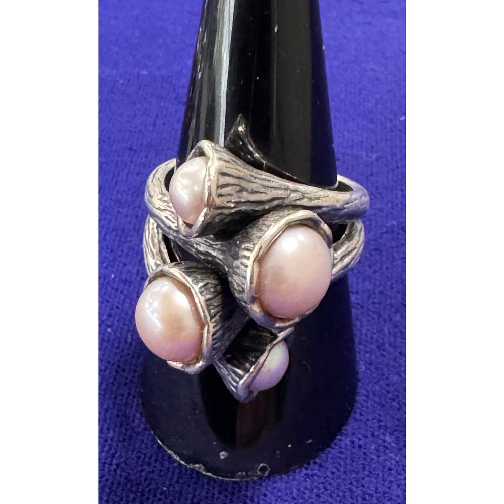 Stunning pink genuine pearl sterling silver handmade ring marked ISRAEL size 8